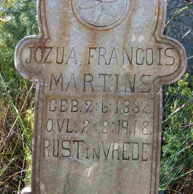 Jachtfontein Martins grave 01.jpg